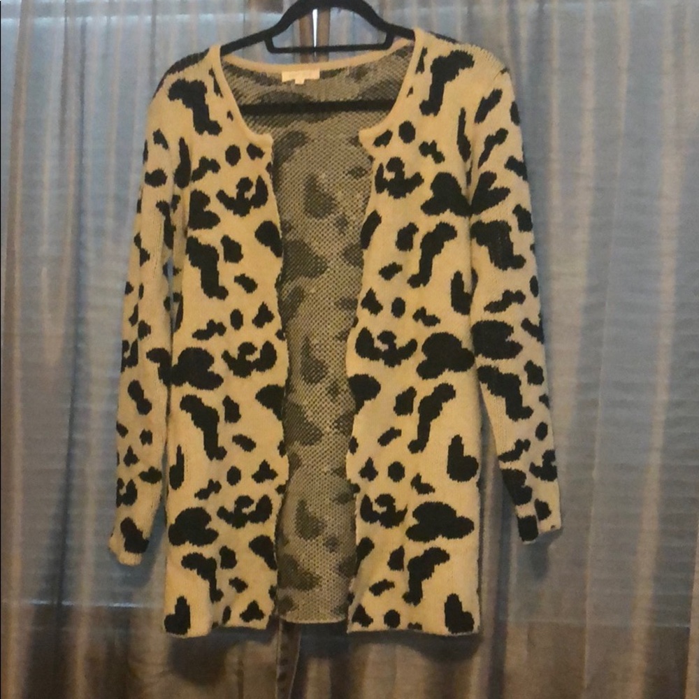 Vestique sweater